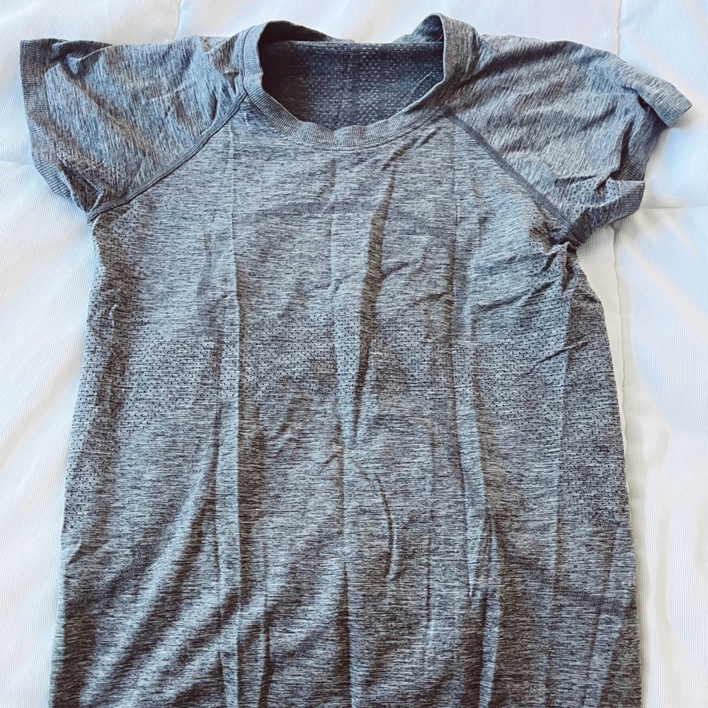 Lululemon Swiftly Shirt Sleeve